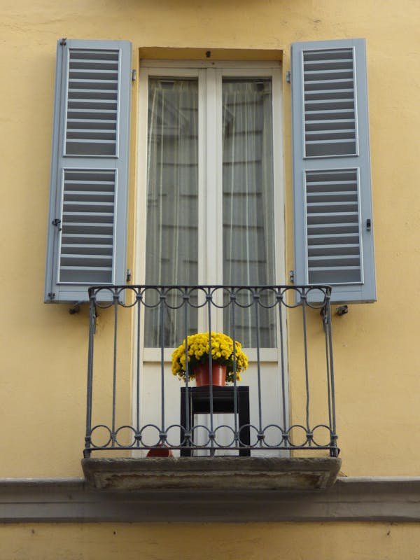 Redonnez vie à vos objets anciens avec les artisans décapeurs